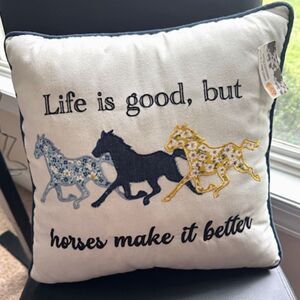 NWT Cracker Barrel Multicolor Embroidered Floral Denim Horses Square 16" Pillow
